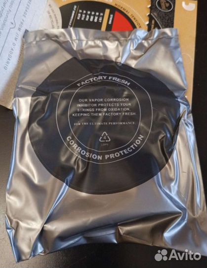 Струны нейлоновые черные