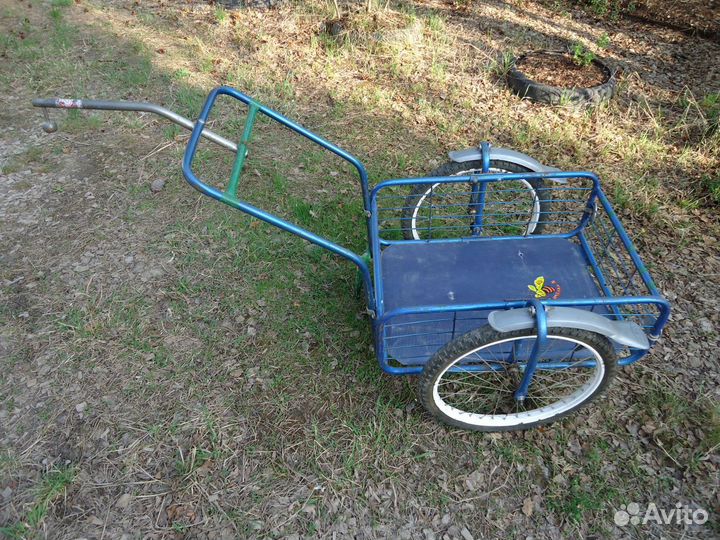 Велоприцеп пчелка