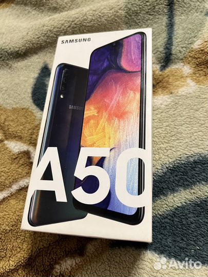 Samsung Galaxy A50, 4/64 ГБ