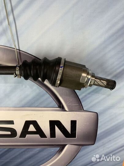 Привод подвески колеса Nissan almera G15 Лев