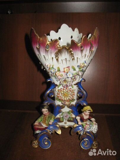 Шикарная фарфоровая ваза. Франция Германия