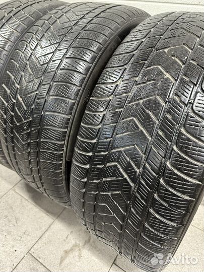 Pirelli Scorpion Winter 275/45 R21 110V