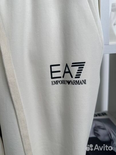 Спортивный костюм emporio Armani женский