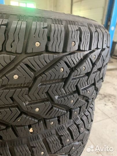 Tigar SUV Ice 215/60 R17