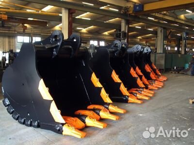 Скальный на экскаватор Коматсу PC220