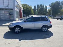 Mitsubishi Outlander 2.0 MT, 2006, 238 000 км, с пробегом, цена 630 000 руб.