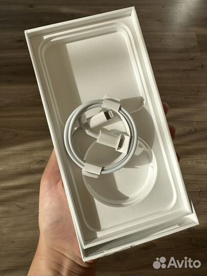 Кабель для Айфона