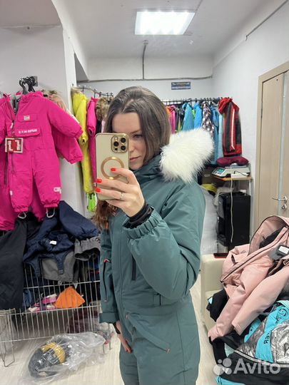 Комбинезон зимний женский горнолыжный новый