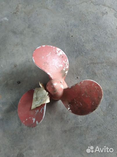 Винт на лодочный мотор вихрь