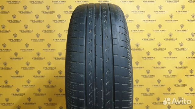 Nexen Roadian 571 235/65 R17 104T