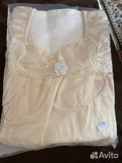 Нарядное платье 40-42 размера