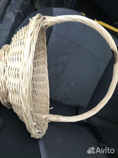 Корзина плетеная круглая