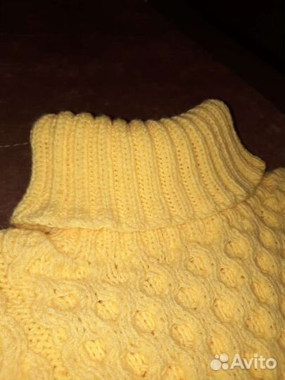 Жилетка женская вязаная