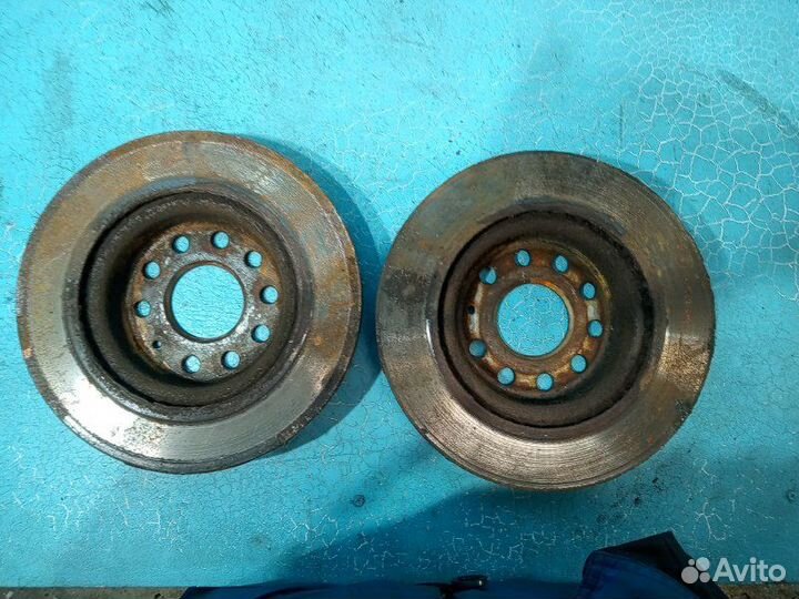 Диски тормозные передние Volkswagen Golf 6 MK6 5K1