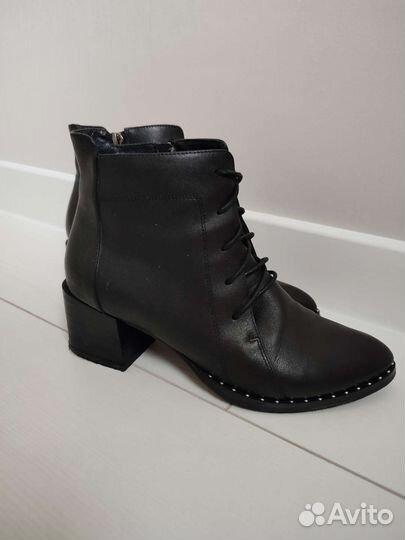 Ботинки женские 38 размера