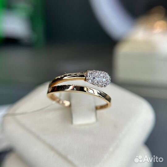 Золотое кольцо 585 золото