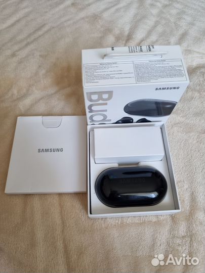 Samsung galaxy buds plus