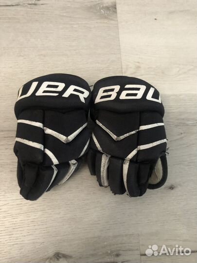 Продам хоккейную форму детскую