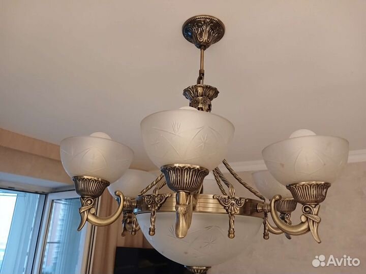 Классическая люстра.Античная бронза