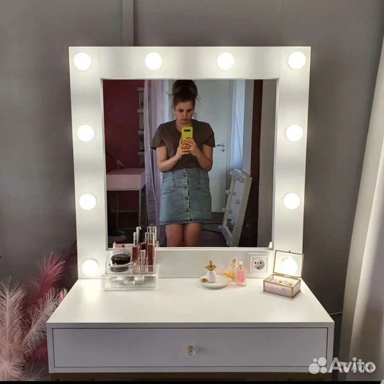 Подвесная тумба консоль