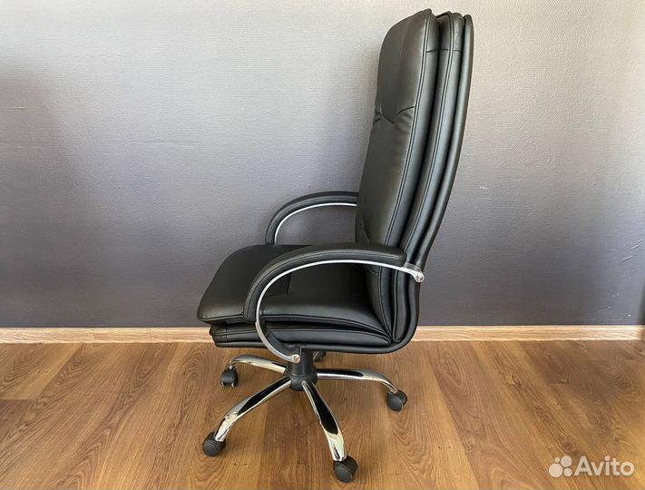 Офисное кресло. Доставка до двери
