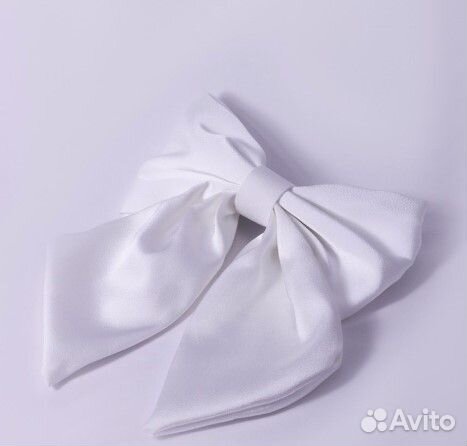 Бант на заколке