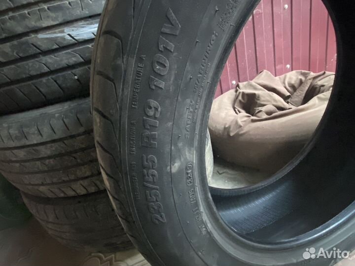Kumho HP91 235/55 R19