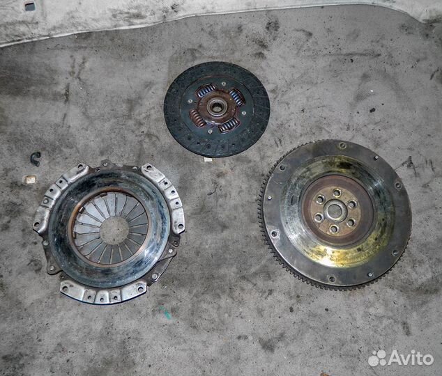 Маховик Nissan Primera P10