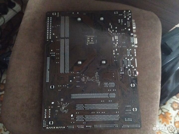 Материнская плата am3