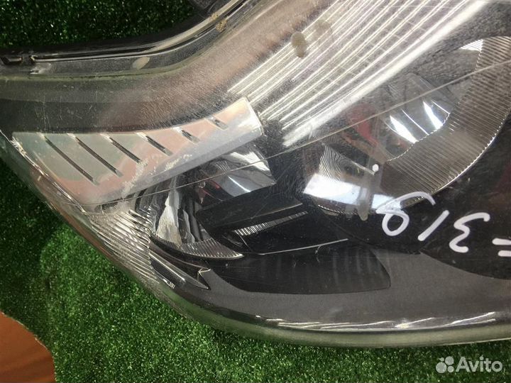 Фара правая Ford Focus 2 (2005-2011)