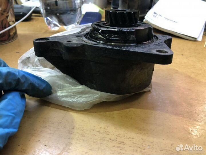 Вакуумный насос на Hyundai County D4DD