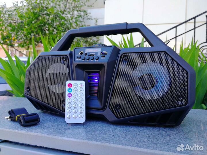 Портативная колонка