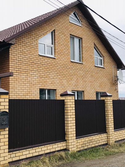 Коттедж 247,6 м² на участке 6,3 сот.