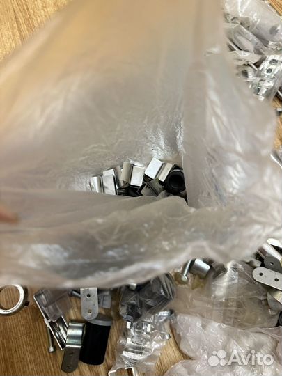 Мебельная фурнитура