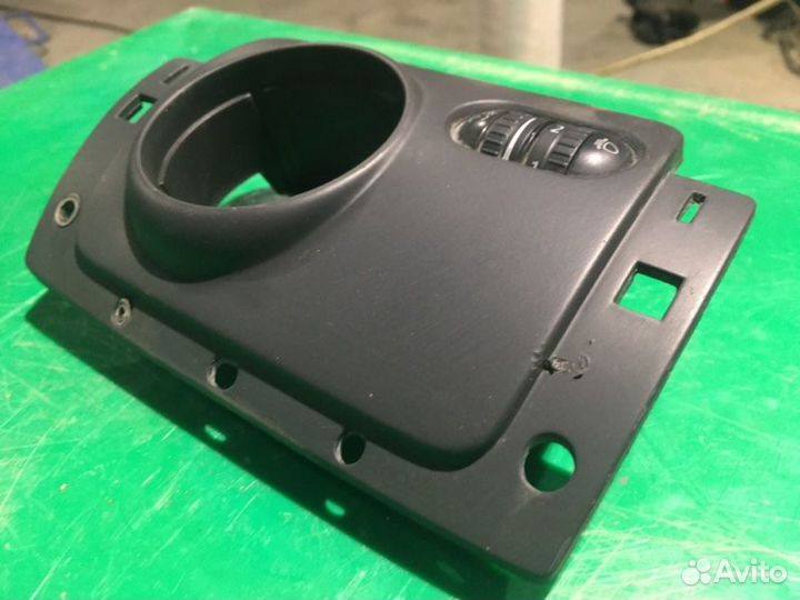 Накладка блока света Volkswagen Golf 5 Jetta 5