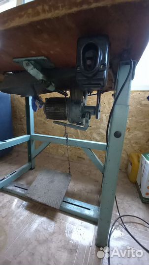 Швейная машина 1022 класса промышленная