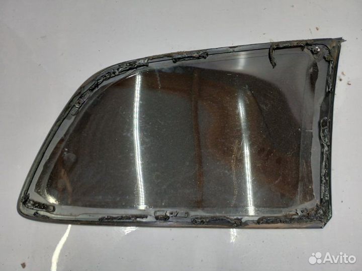 Стекло заднее левое Toyota Caldina ST190G 4S-FE