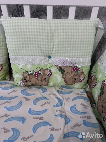 Бортики в кроватку