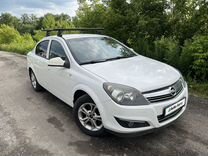 Opel Astra 1.6 MT, 2013, 212 000 км, с пробегом, цена 755 000 руб.