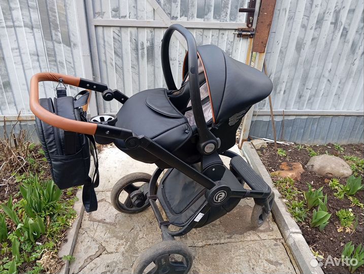 Коляска 3 в 1