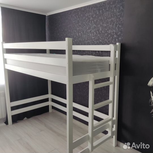 Кровать чердак новая