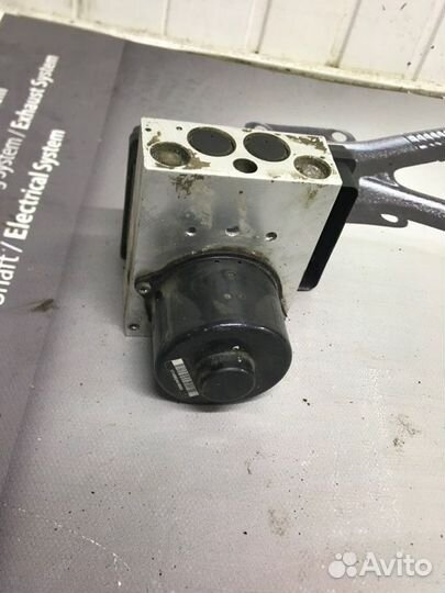 Блок ABS Mercedes-Benz Ml W164