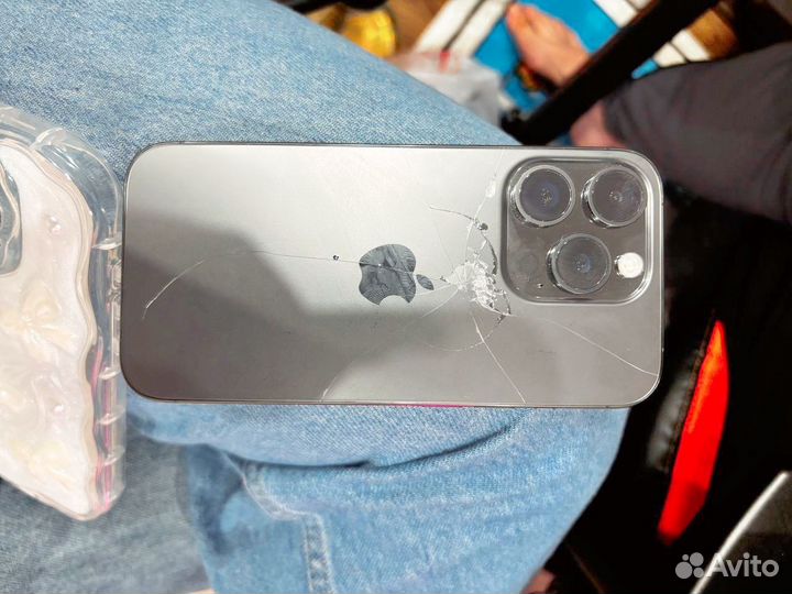 iPhone 15 Pro, 128 ГБ