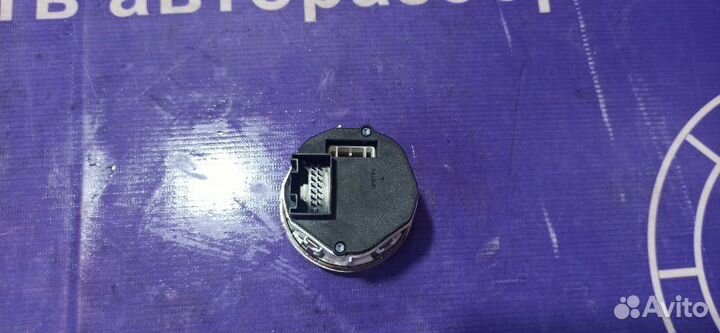 Кнопка блокировки дифференциала Volkswagen Touareg