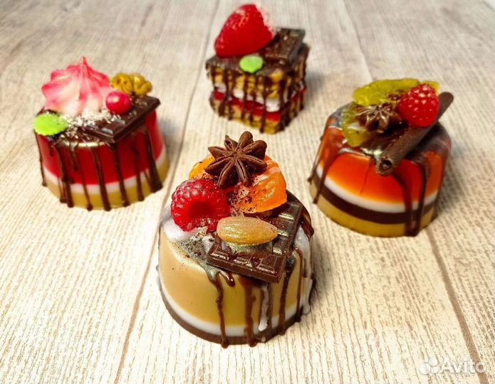 Пирожные из мыла