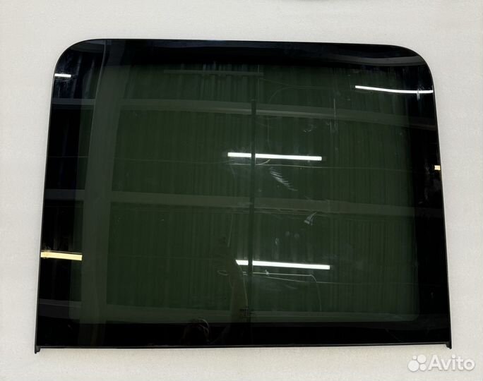 Панорамная крыша Geely Monjaro