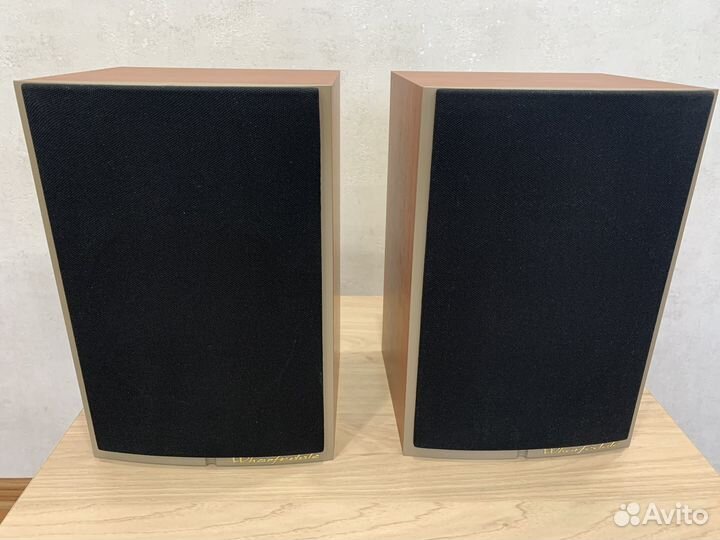 Wharfedale Diamond 8