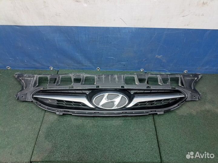 Решетка радиатора Hyundai Solaris 1 RB 1.6 G4FC