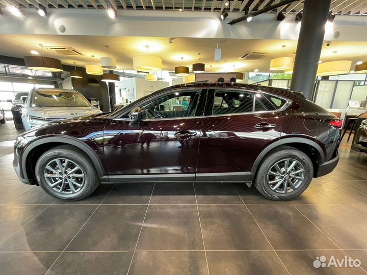 Mazda CX-4 2.0 AT, 2023