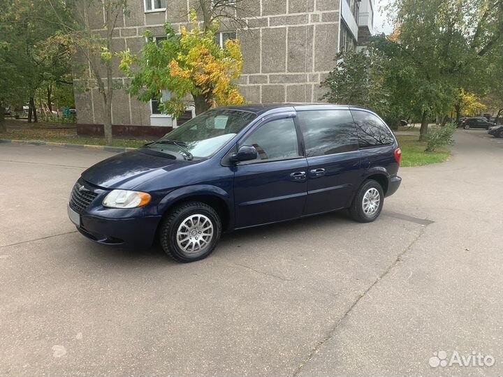 Chrysler Voyager 2.4 AT, 2002, 192 400 км